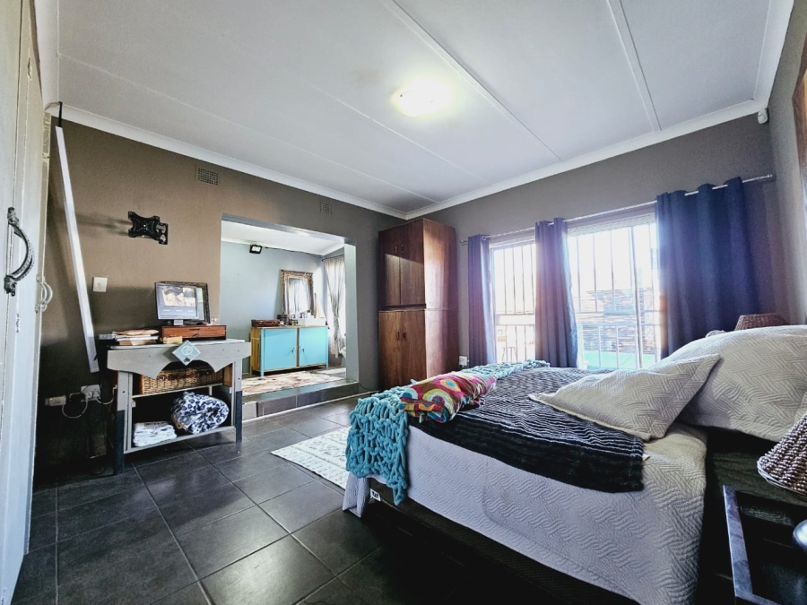 4 Bedroom Property for Sale in Potchefstroom South North West